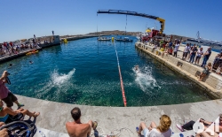 Κολύμπι μετ’ εμποδίων_330